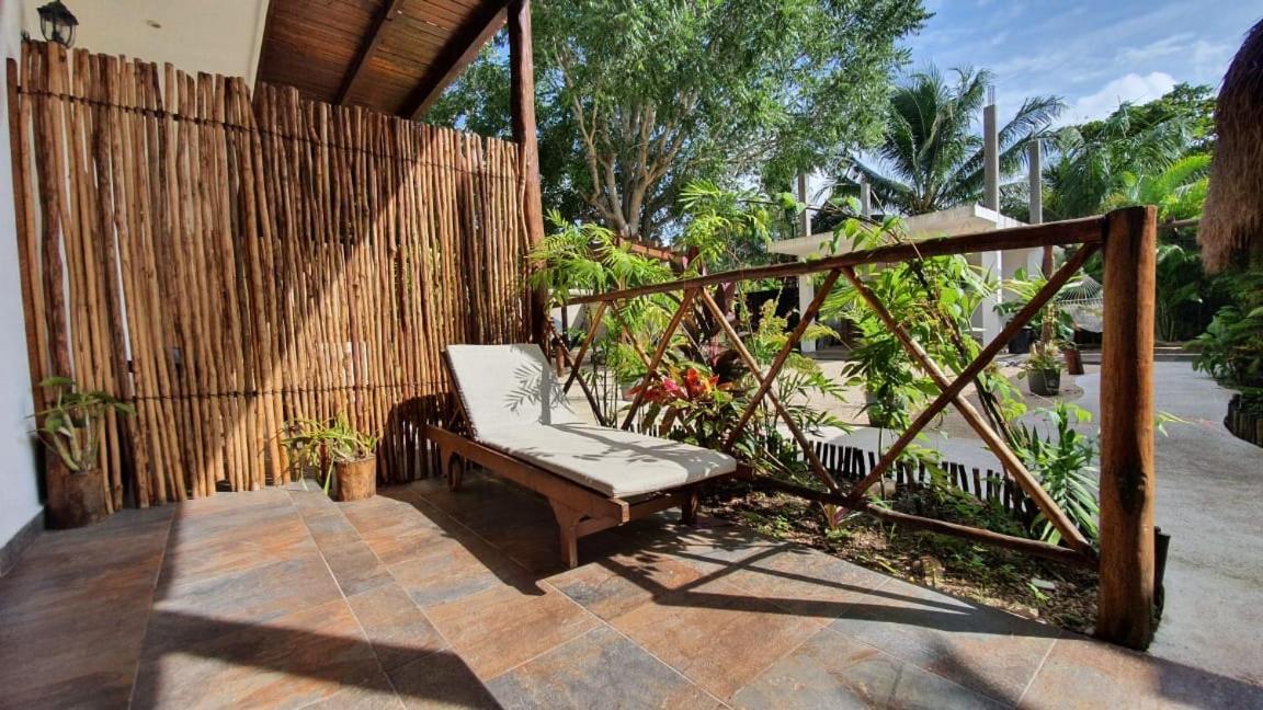 Cedro Rojo Hotel Bacalar Bagian luar foto